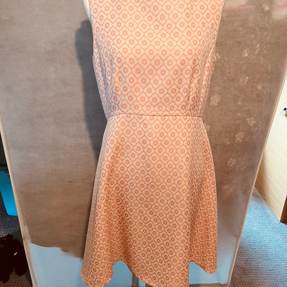 TAHARI dress